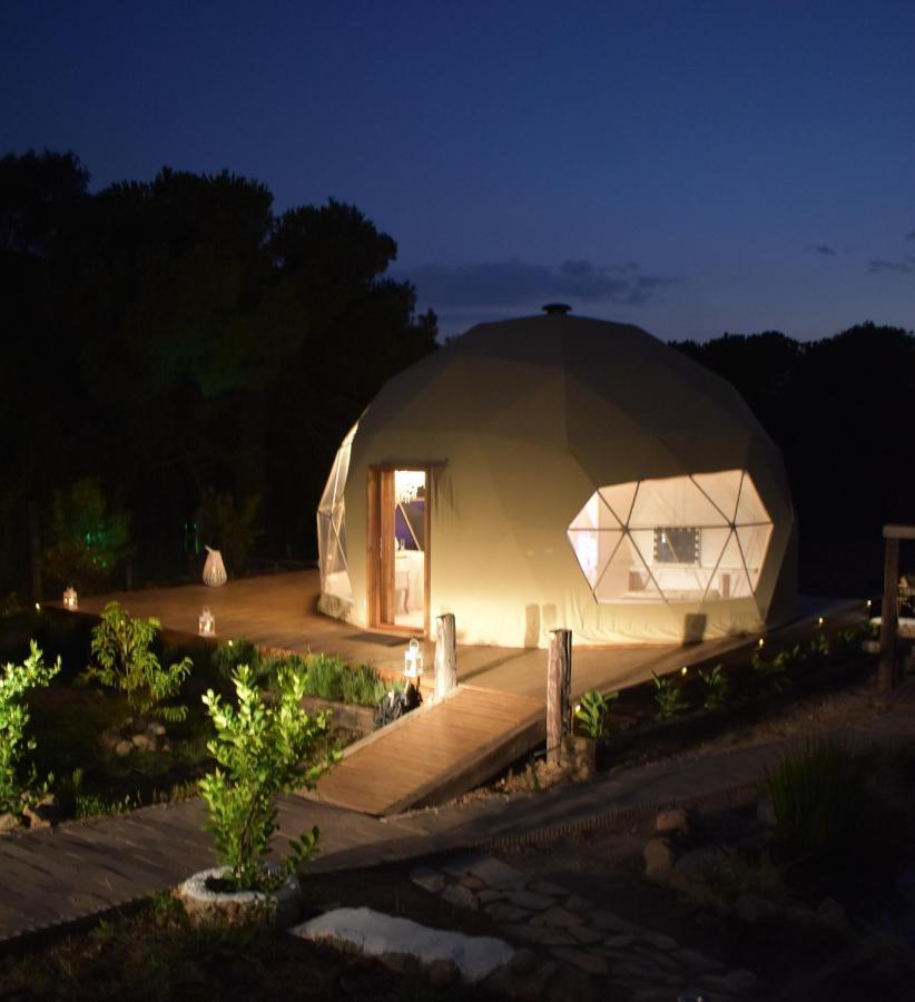 Domo Suites Masia Cal Geperut Badalona Esterno foto