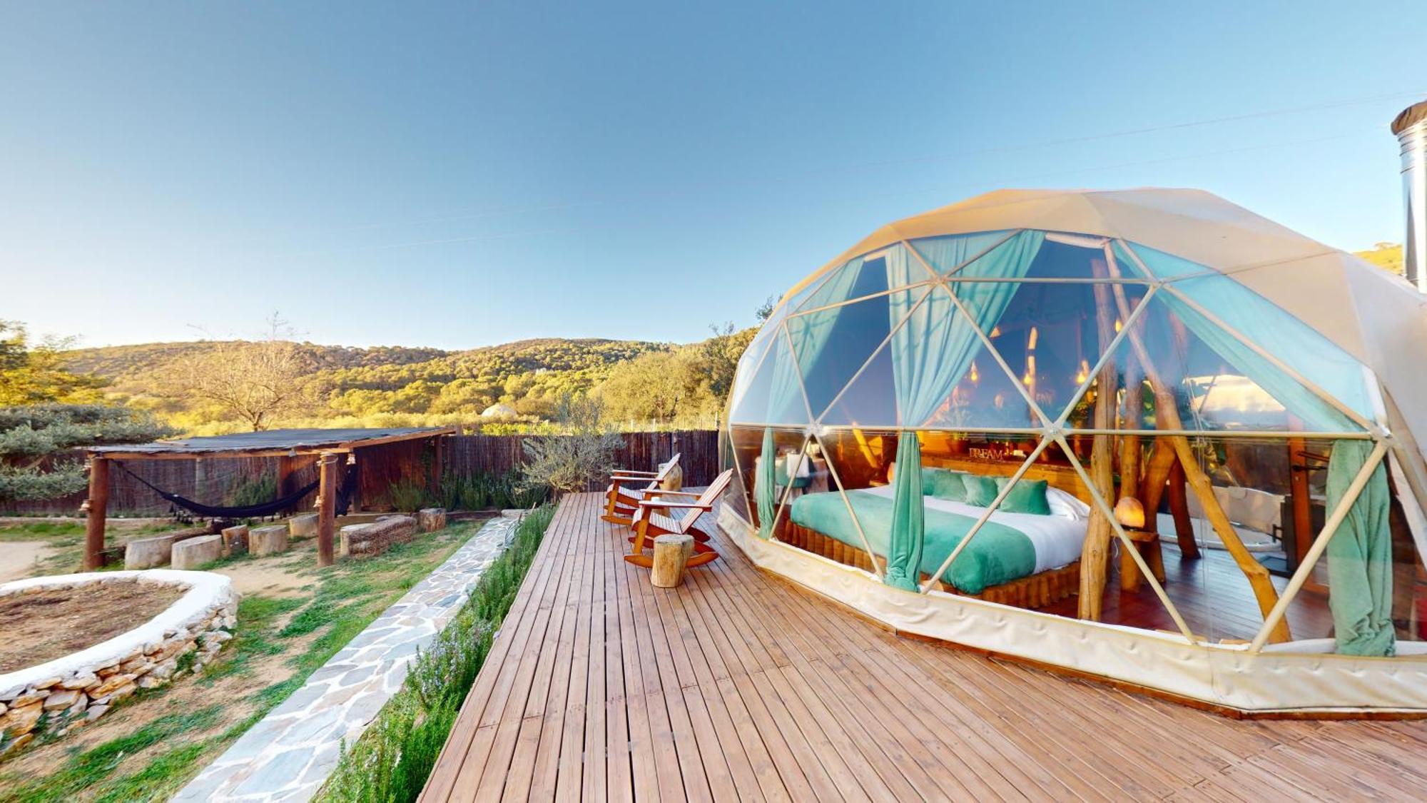 Domo Suites Masia Cal Geperut Badalona Esterno foto