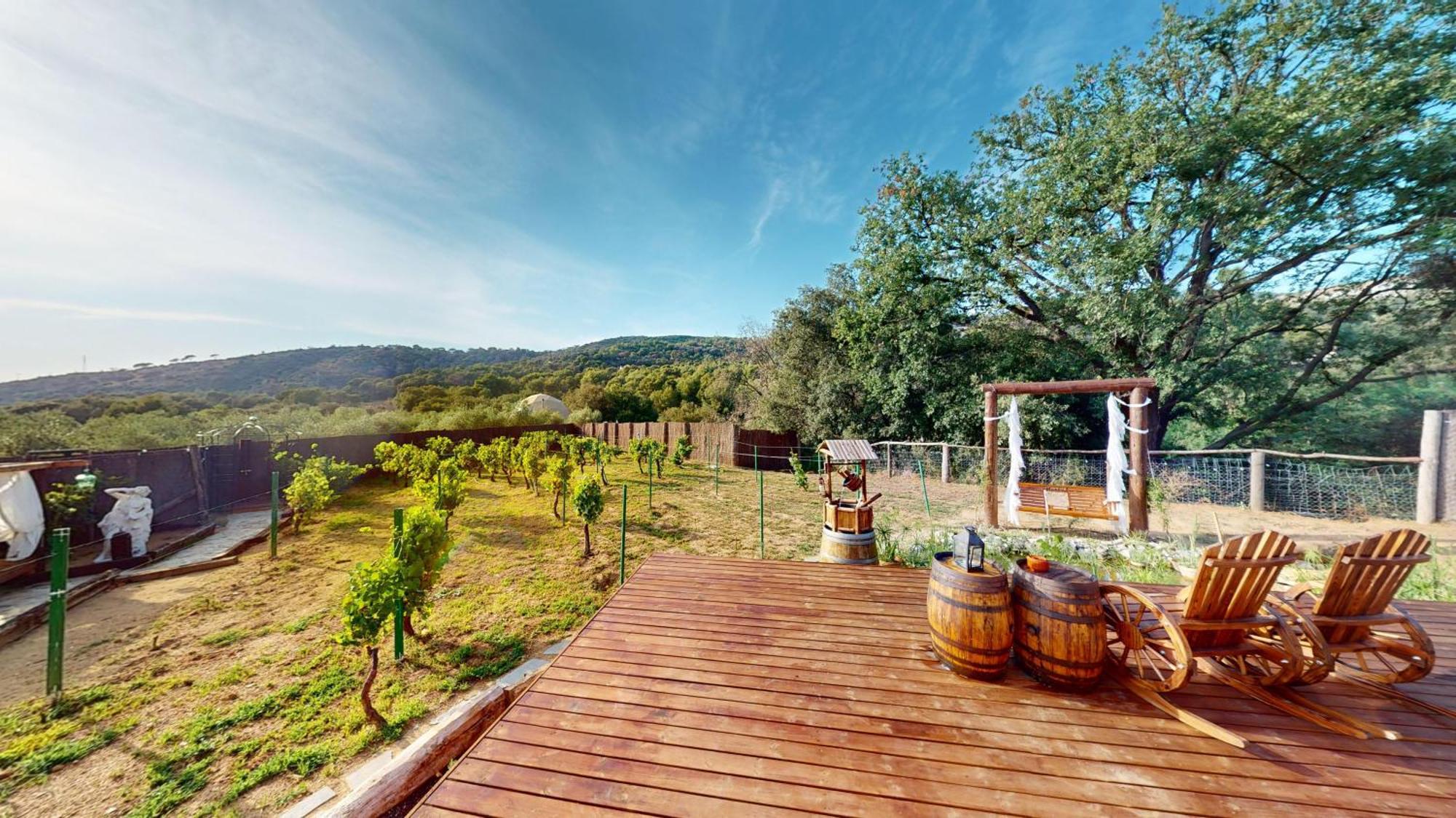 Domo Suites Masia Cal Geperut Badalona Esterno foto